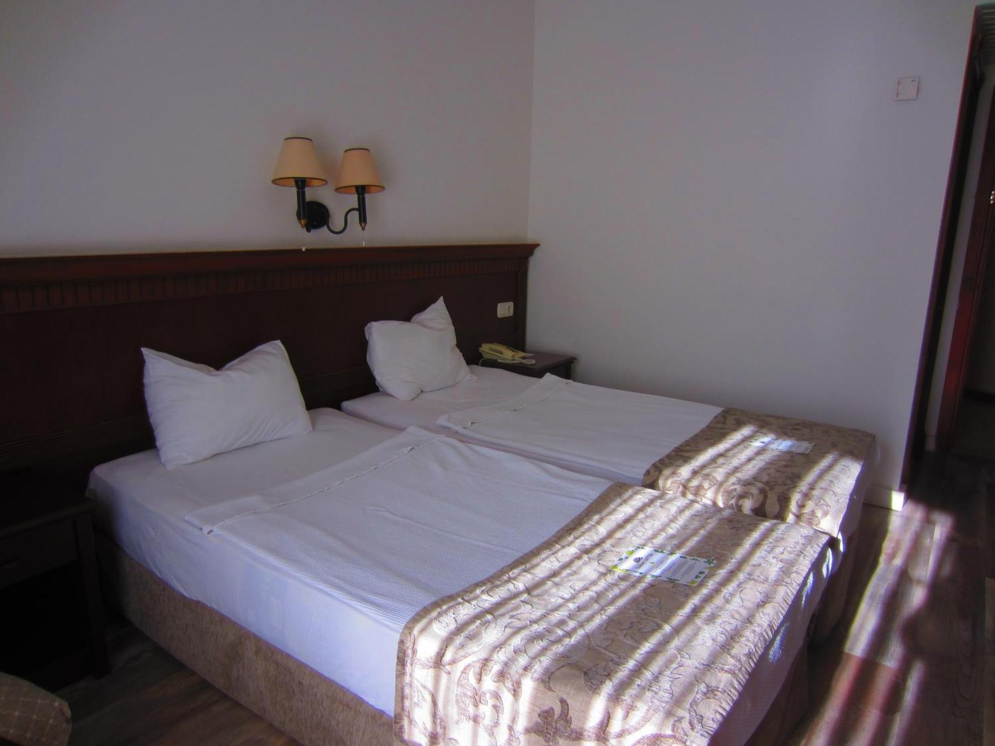 Golden Lotus Hotel Kemer Exteriör bild