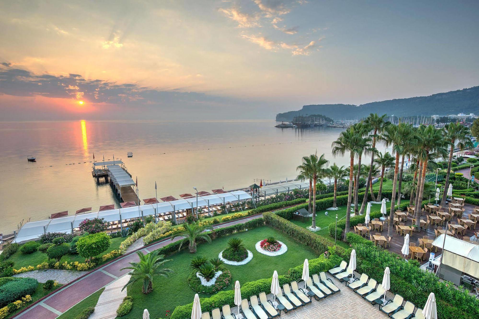 Golden Lotus Hotel Kemer Exteriör bild